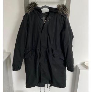 Aritzia TNA Britannia Parka